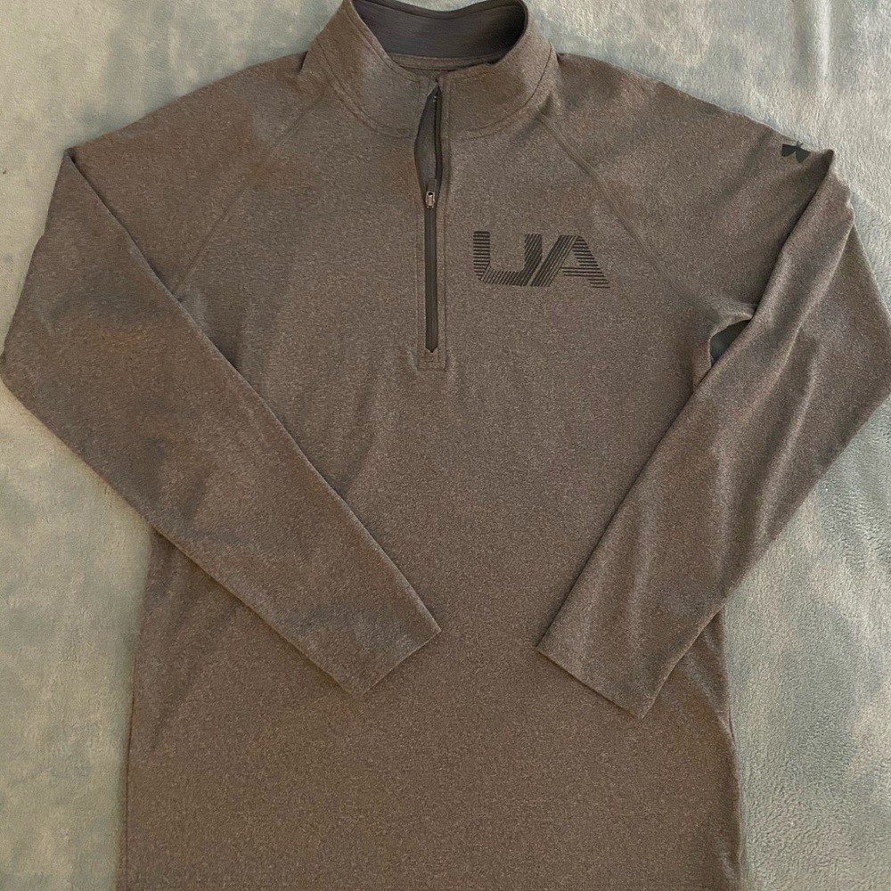 Under Armour 1/4 zip pull over ls, Sz Sm/P